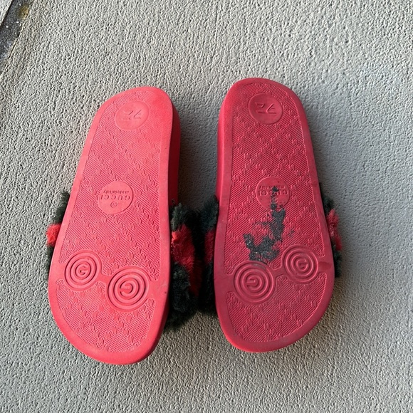 Gucci fur little girl slides size 28 - Picture 2 of 3